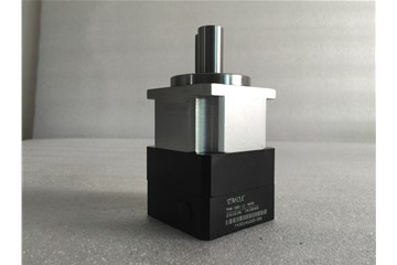 直齒齒輪減速機在各個行業(yè)廣泛的運用